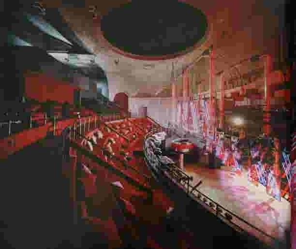 Balcony, Studio 54, print in colors - FineArt Vendor