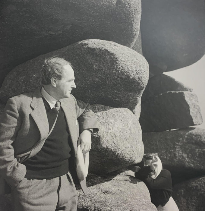 Cecil Beaton - Henry Moore, print in colors - FineArt Vendor