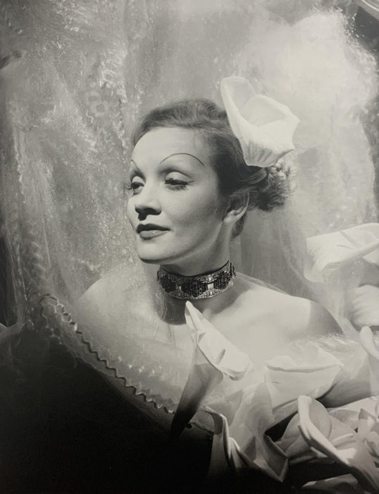 Cecil Beaton - Marlene Dietrich, print in colors - FineArt Vendor