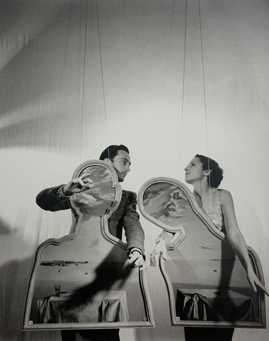 Cecil Beaton - Salvador and Gala, print in colors - FineArt Vendor