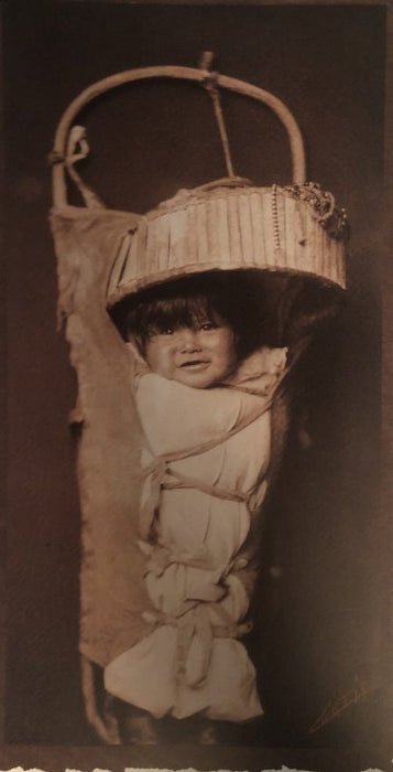 Edward Curtis - Apache Babe, 1903 - FineArt Vendor