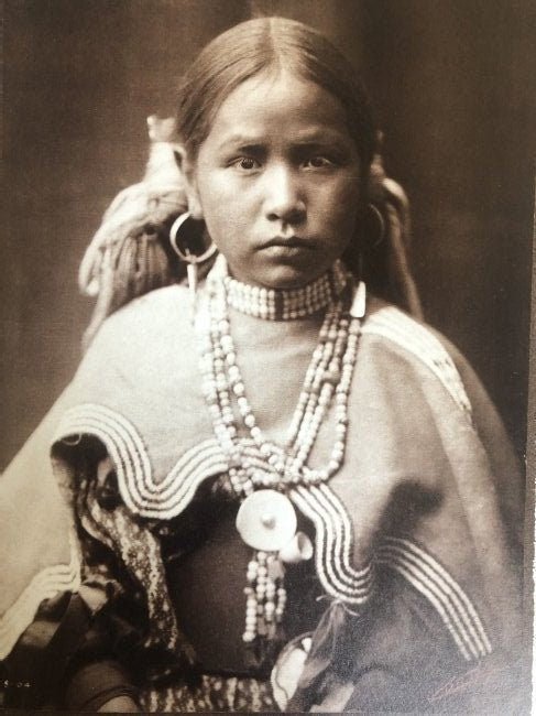 Edward Curtis - Jicarilla Maiden, 1904 - FineArt Vendor