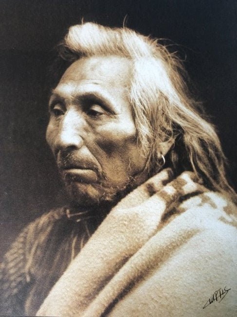 Edward Curtis - Leschi, 1905 - FineArt Vendor