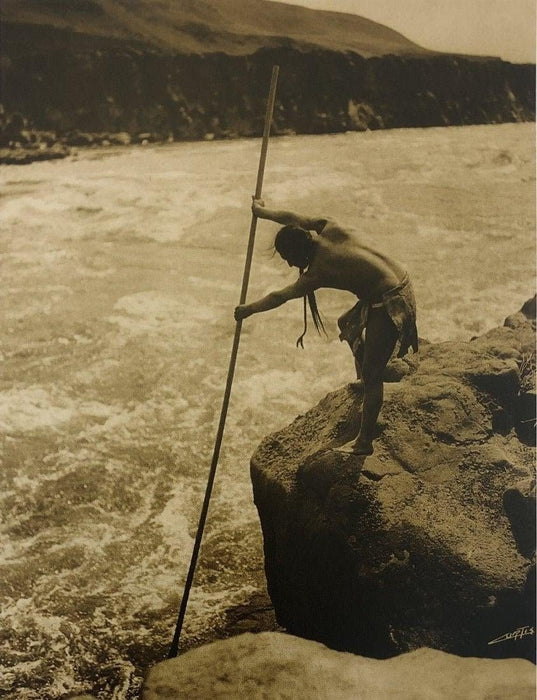 Edward Curtis - The Fisherman - Wisham, 1909 - FineArt Vendor