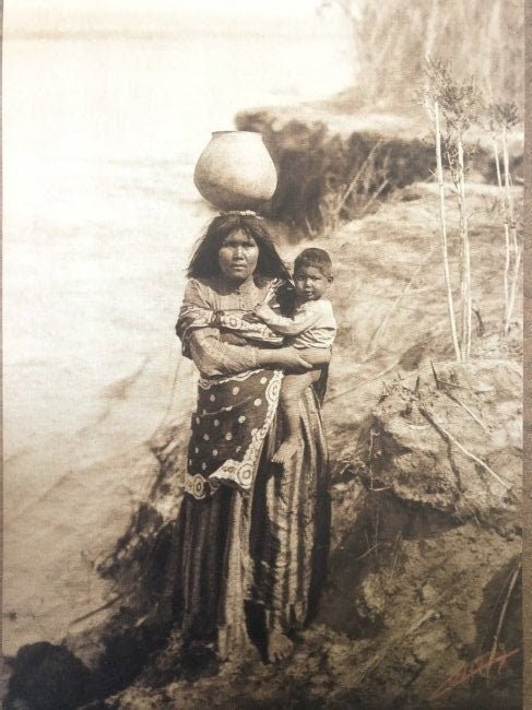 Edward Curtis - The Movaje Water Carrier, 1900 - FineArt Vendor