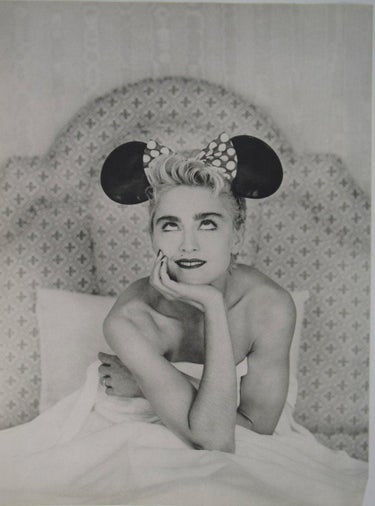 Herb Ritts - Madonna, Tokyo, 1987 Gravure - FineArt Vendor