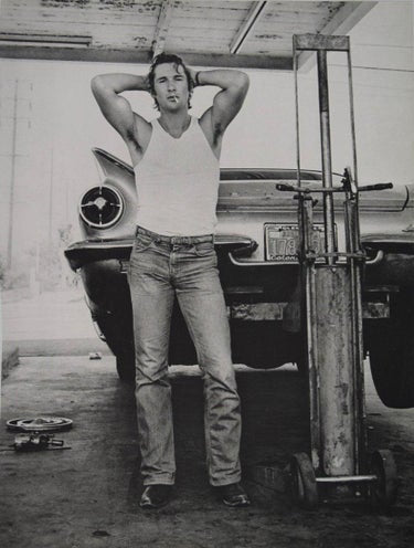 Herb Ritts - Richard Gere, San Bernadino, 1979 Gravure - FineArt Vendor