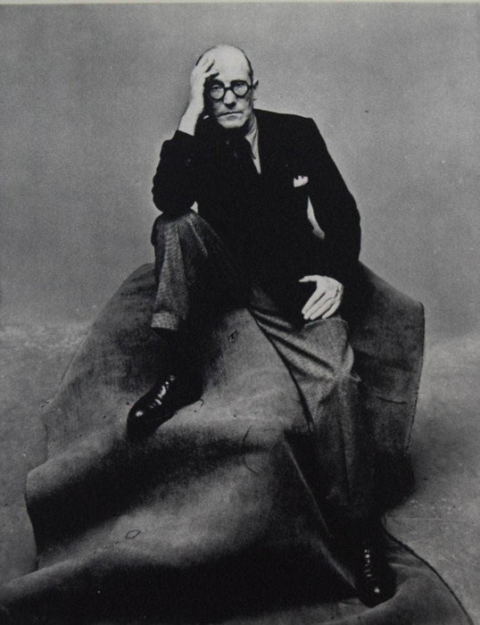 Irving Penn - Le Corbusier, New York, 1947 Gravure - FineArt Vendor