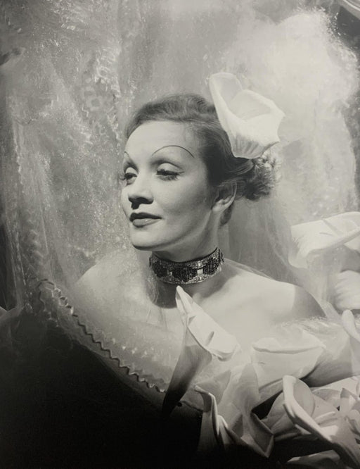 Cecil Beaton - Marlene Dietrich, print in colors - FineArt Vendor