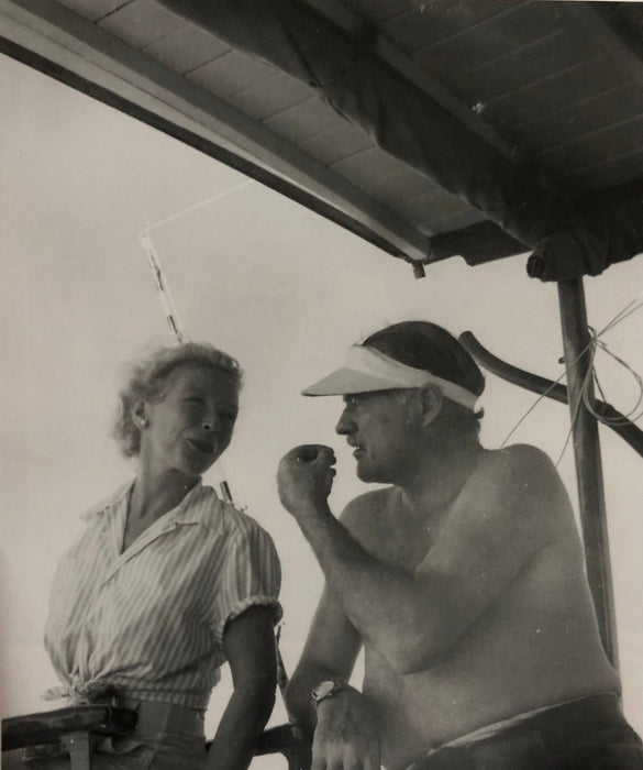 Ernest Hemingway (A True Love) print in colors - FineArt Vendor