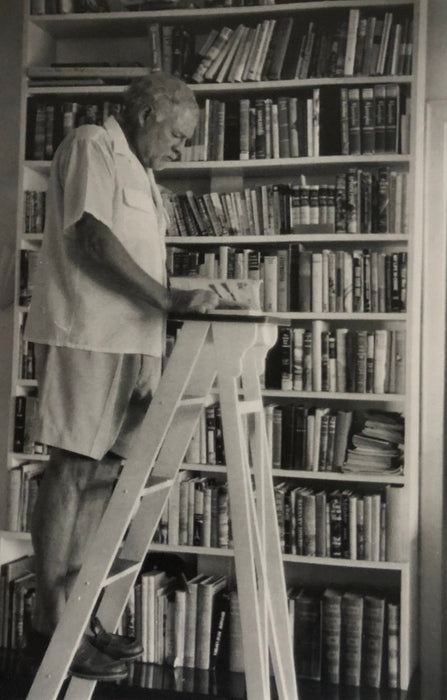 Ernest Hemingway (In His Library) print in colors - FineArt Vendor