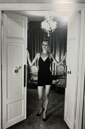 Descriptive image text