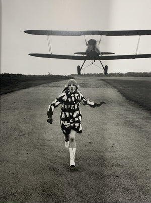 Descriptive image text