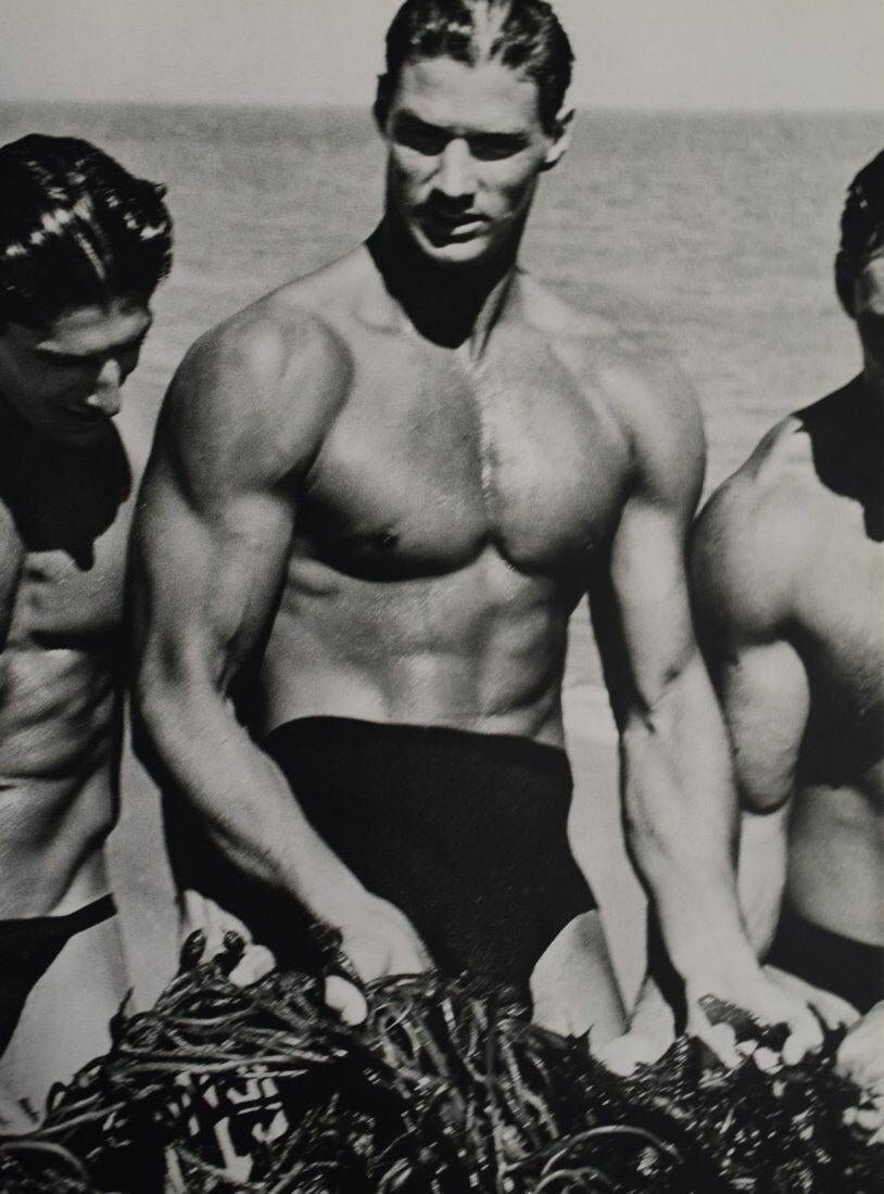 Herb Ritts - Men with Kelp, 1987 Gravure - FineArt Vendor