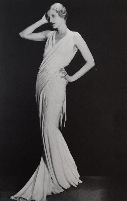 Man Ray - Fashion photograph (in positive), 1930 - FineArt Vendor