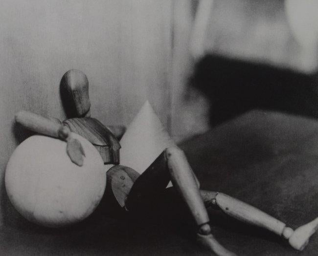 Man Ray - Tired Mannequin, 1927 - FineArt Vendor