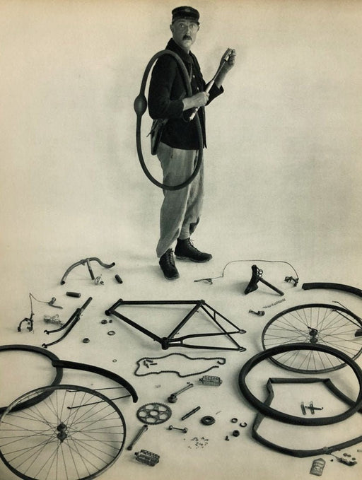 Robert Doisneau - Jacques Tati, c. 1950 Gravure - FineArt Vendor