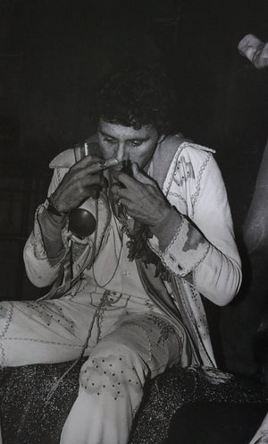 Descriptive image text